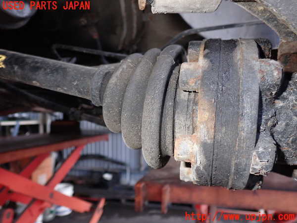 2UPJ-9232594020]BMW 520i (E28)(不明)右リアドライブシャフト 中古_2
