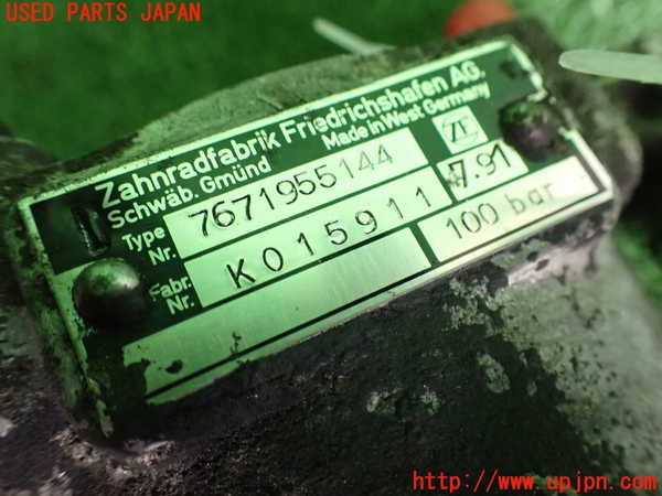 2UPJ-9232594250]BMW 520i (E28)(不明)パワステポンプ 中古_3