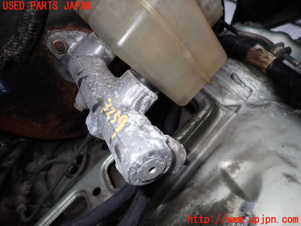 2UPJ-9232594050]BMW 520i (E28)(不明)ブレーキマスターシリンダー 中古_2