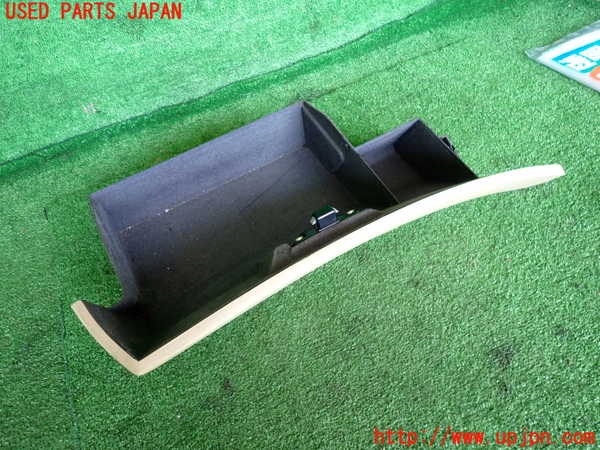 2UPJ-9232597516]BMW 520i (E28)(不明)グローブボックス1 中古_2