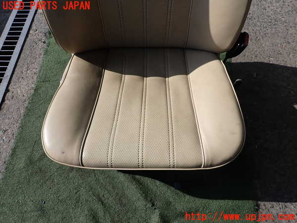 2UPJ-9232597035]BMW 520i (E28)(不明)運転席シート 中古_3