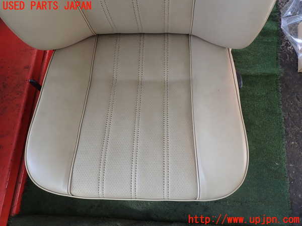 2UPJ-9232597065]BMW 520i (E28)(不明)助手席シート 中古_3