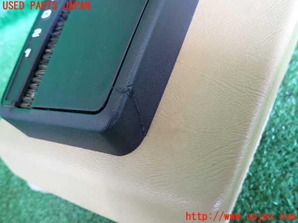 2UPJ-9232597549]BMW 520i (E28)(不明)コンソール 中古_2