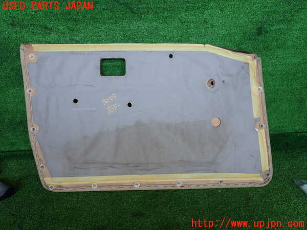 2UPJ-9232591234]BMW 520i (E28)(不明)右前ドア内張り 中古_2
