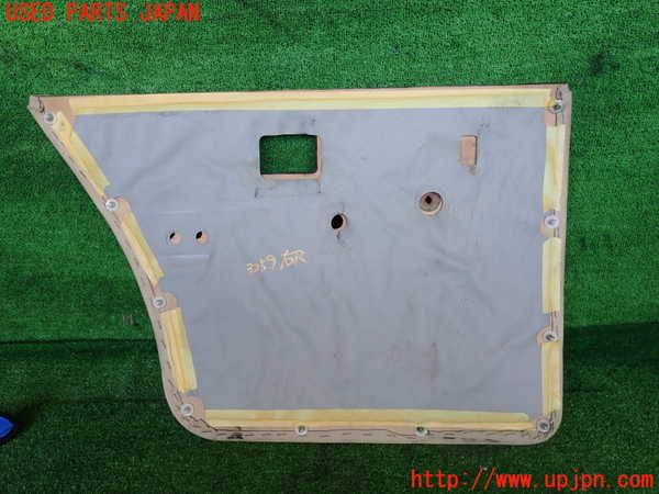 2UPJ-9232591294]BMW 520i (E28)(不明)右後ドア内張り 中古_2