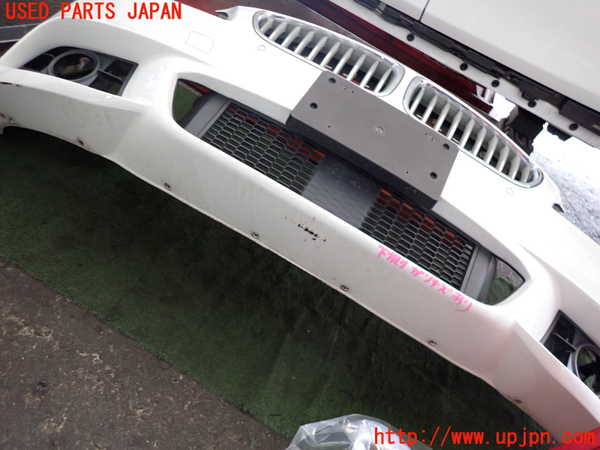 2UPJ-9232601010]BMW アクティブハイブリッド5(AH5)(FZ35)(F10)フロントバンパー Mスポーツ 中古_3