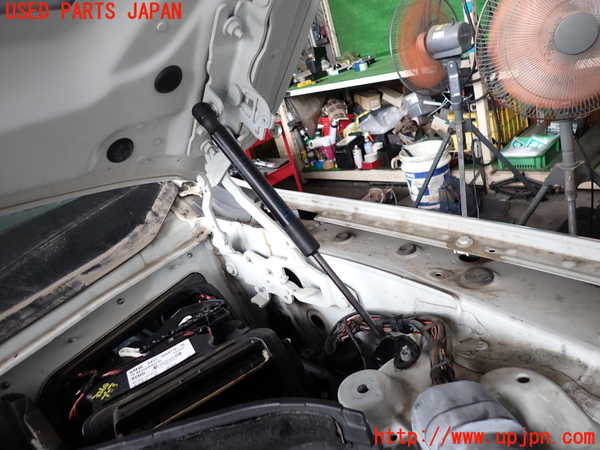 2UPJ-9232601068]BMW アクティブハイブリッド5(AH5)(FZ35)(F10)ボンネットダンパー 中古_2