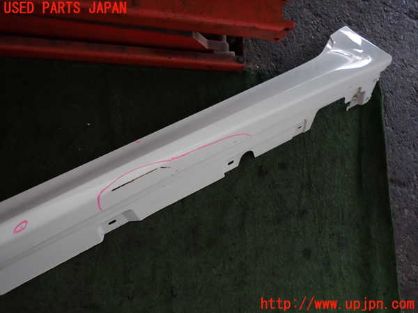 2UPJ-9232601392]BMW アクティブハイブリッド5(AH5)(FZ35)(F10)左サイドステップ 中古_3