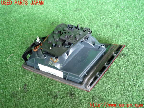 2UPJ-9232601552]BMW アクティブハイブリッド5(AH5)(FZ35)(F10)左リアフィニッシャー 中古_2