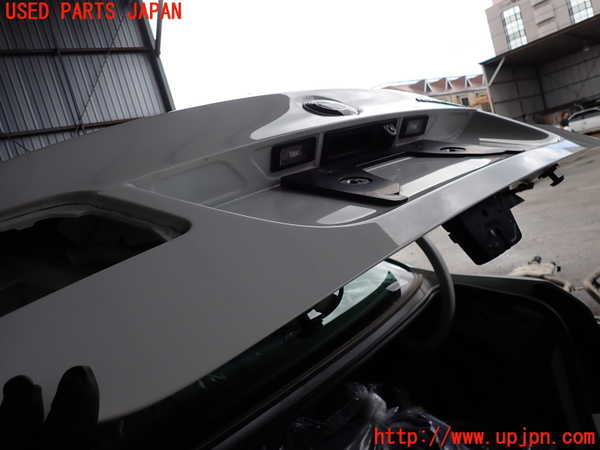 2UPJ-9232601500]BMW アクティブハイブリッド5(AH5)(FZ35)(F10)トランク 中古_2