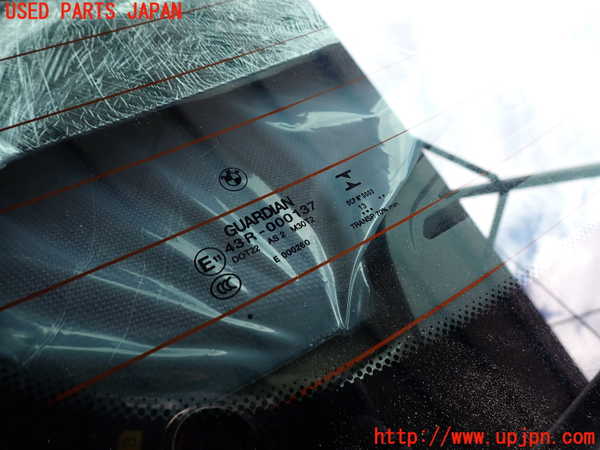 2UPJ-9232601560]BMW アクティブハイブリッド5(AH5)(FZ35)(F10)リアガラス 中古(43R-000137 M30T2)_2
