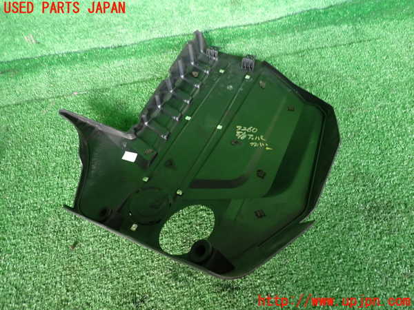 2UPJ-9232602160]BMW アクティブハイブリッド5(AH5)(FZ35)(F10)エンジンアッパーカバー 中古_2