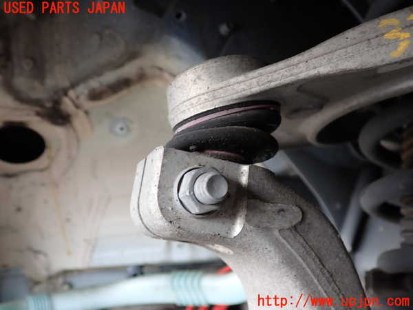 2UPJ-9232605126]BMW アクティブハイブリッド5(AH5)(FZ35)(F10)右フロントアッパーアーム1 中古_2