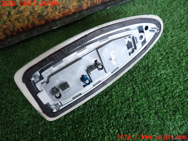 2UPJ-9232606550]BMW アクティブハイブリッド5(AH5)(FZ35)(F10)アンテナ 中古_4