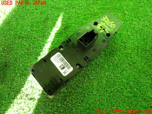 2UPJ-9232606240]BMW アクティブハイブリッド5(AH5)(FZ35)(F10)右前パワーウィンドウスイッチ 中古_2