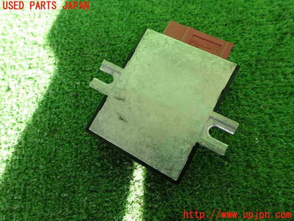2UPJ-9232606154]BMW アクティブハイブリッド5(AH5)(FZ35)(F10)コンピューター9 (FUEL PUMP RELAY CONTROL) 中古_2