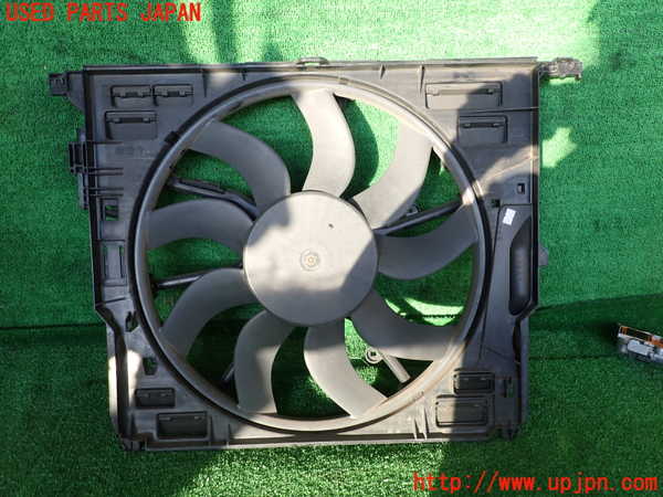 2UPJ-9232606836]BMW アクティブハイブリッド5(AH5)(FZ35)(F10)電動ファン1 中古_3