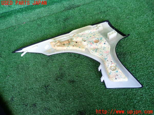 2UPJ-9232607675]BMW アクティブハイブリッド5(AH5)(FZ35)(F10)右リアピラートリム 中古_2