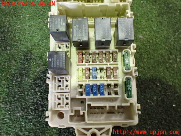 2UPJ-9232616741]エクリプス スパイダー(D53A)ヒューズボックス1 中古_3