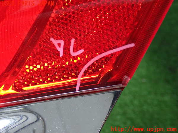 2UPJ-9232621530]ジープ・グランドチェロキー(WK36T)右テールランプ 中古_2