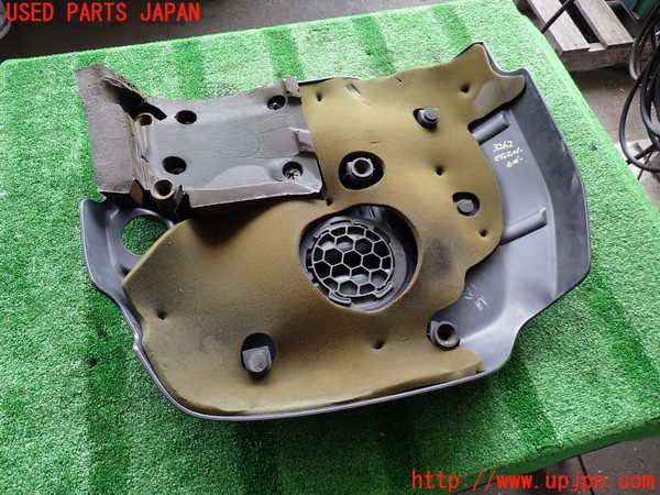 2UPJ-9232622160]ジープ・グランドチェロキー(WK36T)エンジンアッパーカバー 中古_2