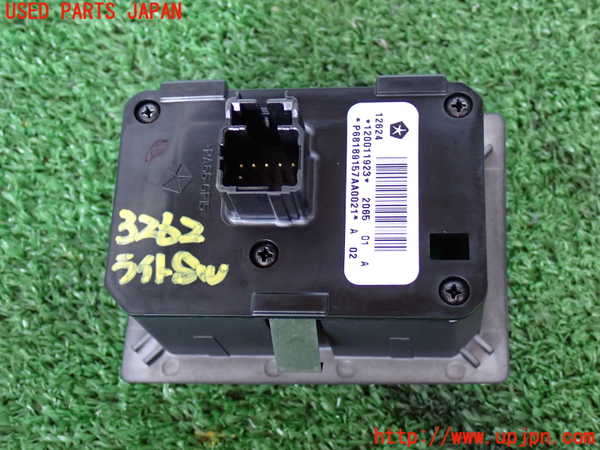 2UPJ-9232626285]ジープ・グランドチェロキー(WK36T)ライトスイッチ 中古_2