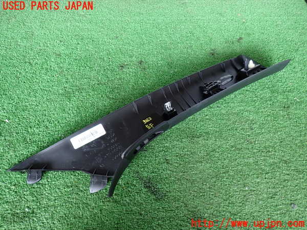 2UPJ-9232627660]ジープ・グランドチェロキー(WK36T)左フロントピラートリム 中古_4