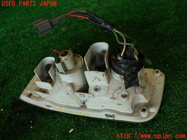 2UPJ-9232631150]フェアレディZ(GCZ32)右コーナーランプ 中古_4