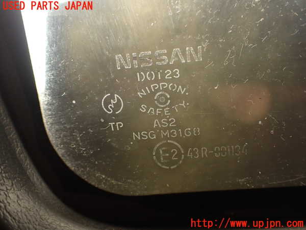 2UPJ-9232631380]フェアレディZ(GCZ32)右クォーターガラス 中古(43R-001134 M31.68)_4
