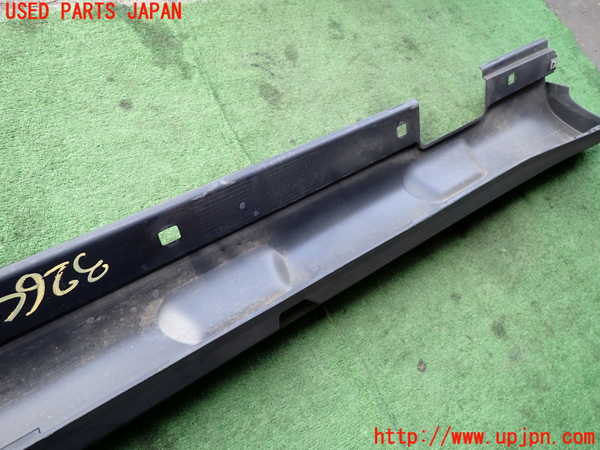 2UPJ-9232641392]ベンツ GLA180 X156(156942)左サイドステップ 中古_4