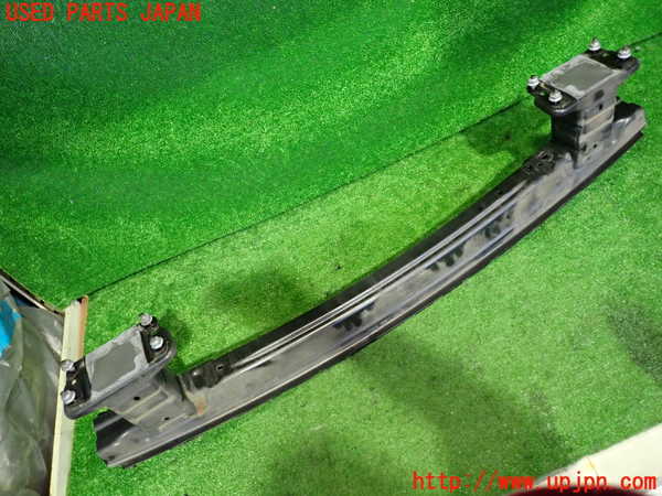 2UPJ-9232641614]ベンツ GLA180 X156(156942)リアバンパーホースメント 中古_3