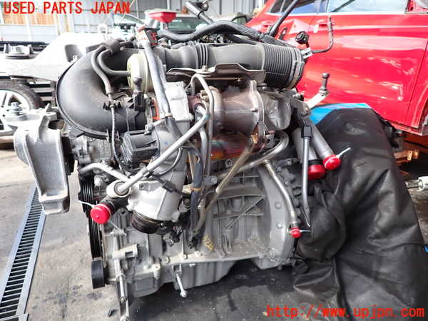 2UPJ-9232642010]ベンツ GLA180 X156(156942)エンジン 270910 中古_2