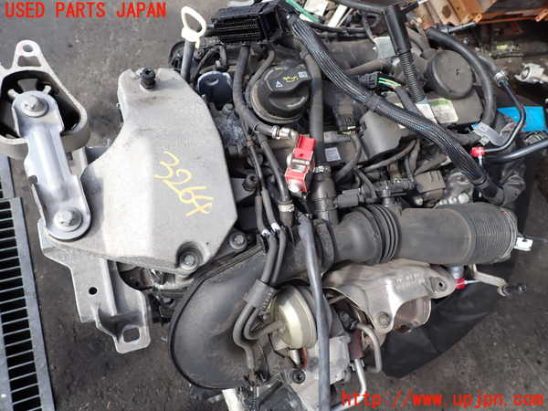 2UPJ-9232642010]ベンツ GLA180 X156(156942)エンジン 270910 中古_4