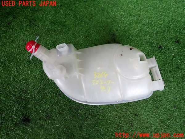 2UPJ-9232642410]ベンツ GLA180 X156(156942)ラジエータータンク 中古_3