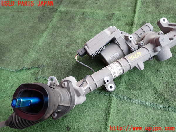 2UPJ-9232644235]ベンツ GLA180 X156(156942)パワステギアボックス 中古_3