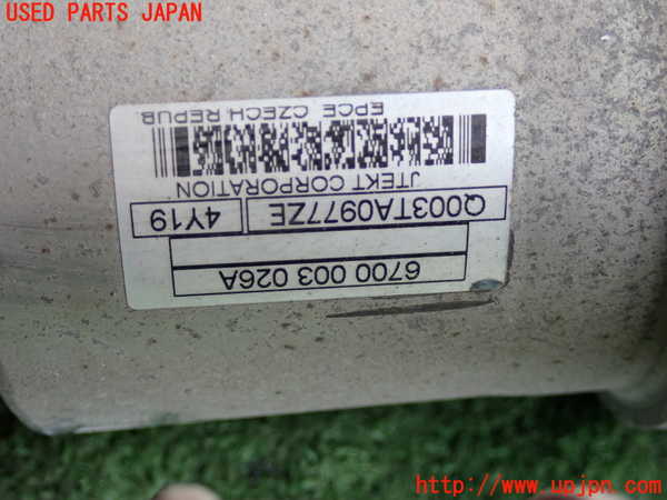 2UPJ-9232644235]ベンツ GLA180 X156(156942)パワステギアボックス 中古_5