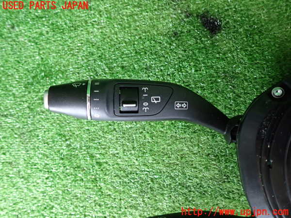 2UPJ-9232646720]ベンツ GLA180 X156(156942)コンビネーションスイッチ 中古_2
