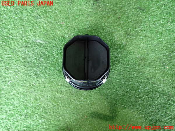 2UPJ-9232647526]ベンツ GLA180 X156(156942)エアコン吹き出し口1 中古_3
