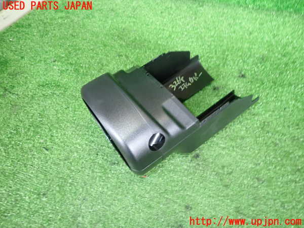 2UPJ-9232647905]ベンツ GLA180 X156(156942)コラムカバー 中古_2