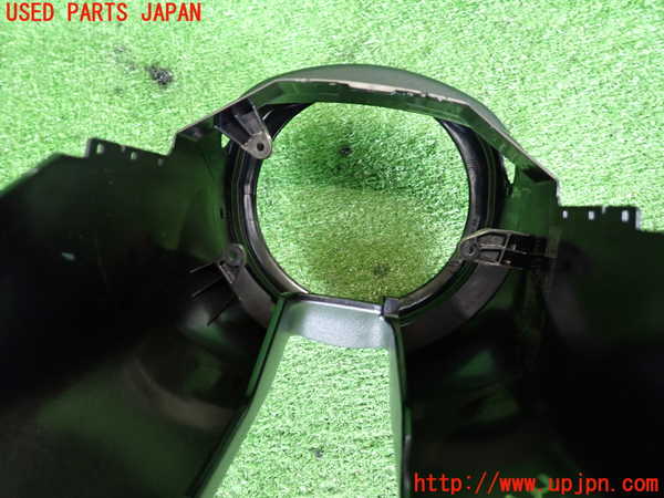 2UPJ-9232647905]ベンツ GLA180 X156(156942)コラムカバー 中古_4