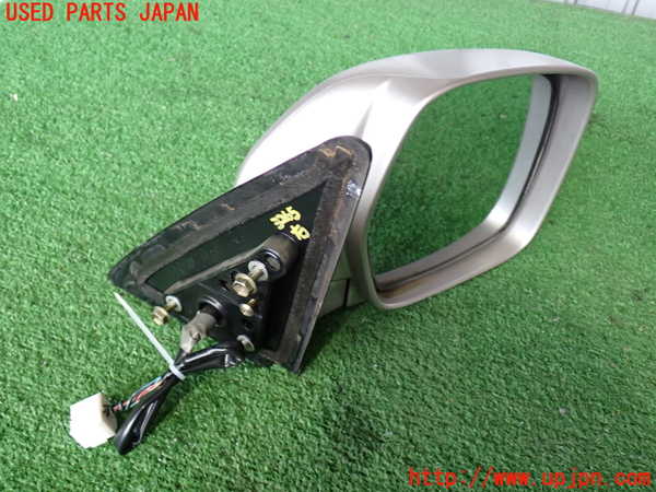 2UPJ-9232651210]ランクル100系(HDJ101K)右ドアミラー 中古_4
