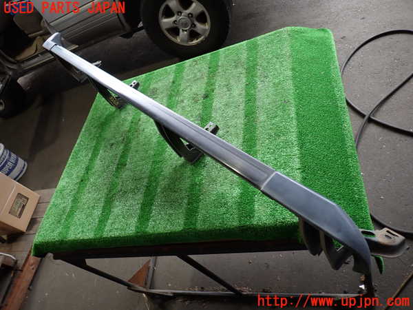 2UPJ-9232651390]ランクル100系(HDJ101K)右サイドステップ 中古_3