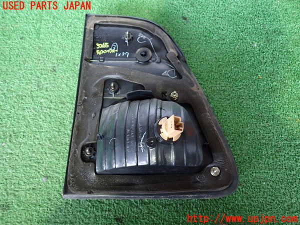 2UPJ-9232651550]ランクル100系(HDJ101K)右リアフィニッシャー 中古_3