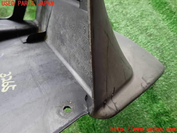 2UPJ-9232651456]ランクル100系(HDJ101K)左リアマッドガード(泥除け) 中古_2