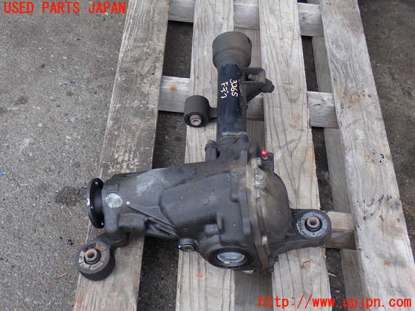 2UPJ-9232654350]ランクル100系(HDJ101K)フロントデフ 中古_2
