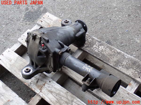 2UPJ-9232654350]ランクル100系(HDJ101K)フロントデフ 中古_3