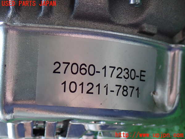 2UPJ-9232656015]ランクル100系(HDJ101K)オルタネーター(ダイナモ) 中古_2