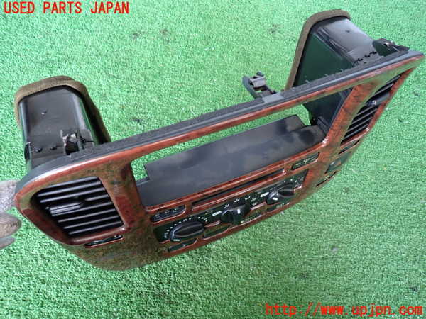 2UPJ-9232656066]ランクル100系(HDJ101K)エアコンスイッチ1 中古_2