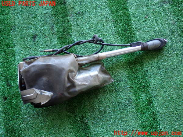 2UPJ-9232656645]ランクル100系(HDJ101K)アンテナ 中古_3