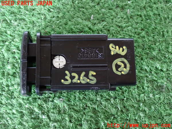2UPJ-9232656307]ランクル100系(HDJ101K)スイッチ2 (PWR 2ND) 中古_2